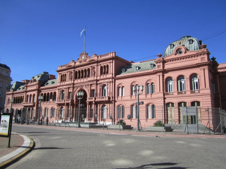 Růžový palác Casa Rosada v argentinském hlavním městě.