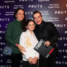 Alice Jandová s rodinou na akci značky PRUTS.